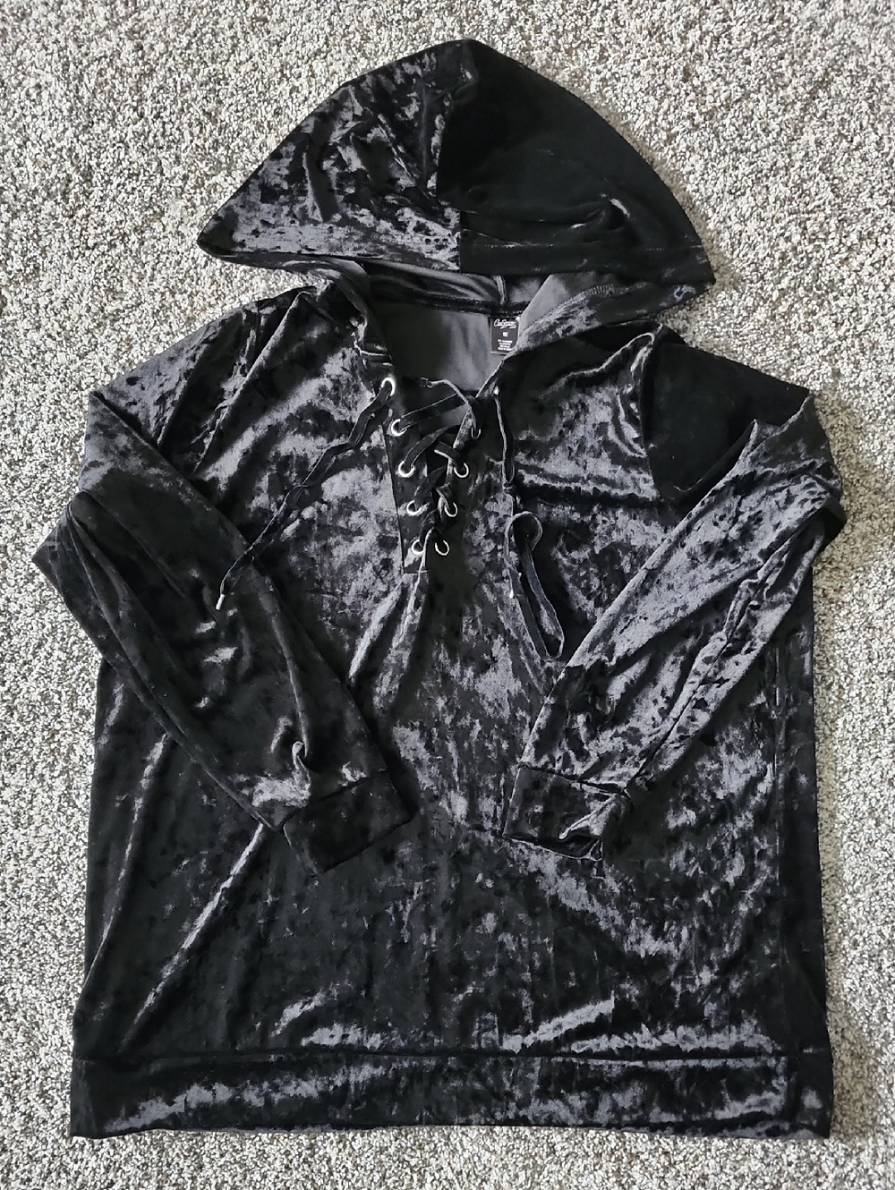 City Streets Black Crushed Velvet Lace-Up Top 0x